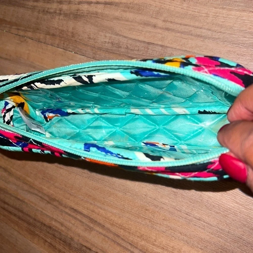 Vera Bradley Pouch​​​​​​​​​​